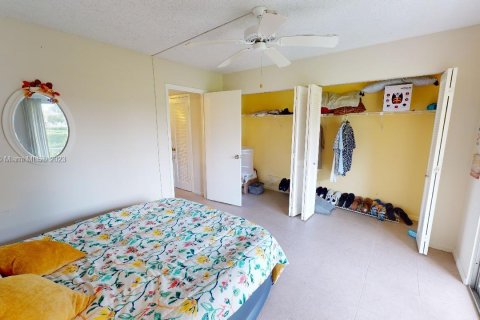 Condo in Boca Raton, Florida, 1 bedroom  № 780828 - photo 16