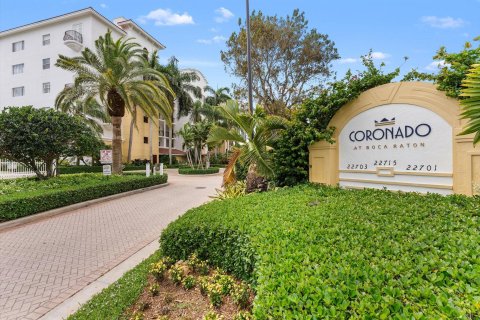 Condo in Boca Raton, Florida, 3 bedrooms  № 1136608 - photo 1