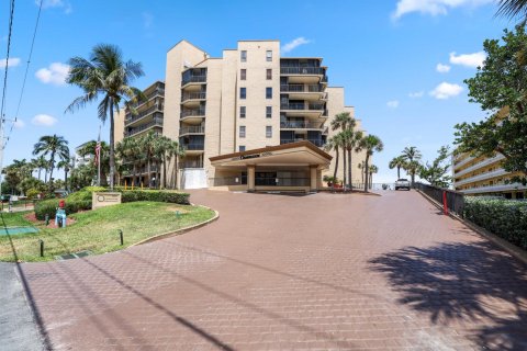 Condominio en venta en Hillsboro Beach, Florida, 2 dormitorios, 159.33 m2 № 1142400 - foto 10