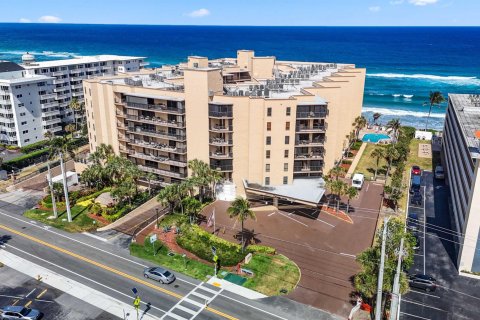 Condo in Hillsboro Beach, Florida, 2 bedrooms  № 1142400 - photo 14