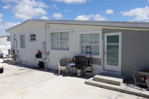 Casa en venta en Miami Gardens, Florida, 3 dormitorios, 113.71 m2 № 1377180 - foto 20