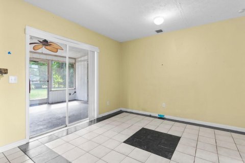 House in Stuart, Florida 4 bedrooms, 128.21 sq.m. № 1185427 - photo 27