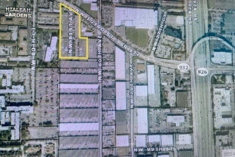 Propiedad comercial en venta en Hialeah Gardens, Florida № 1234991 - foto 10