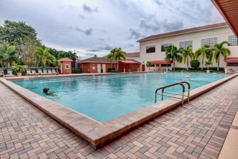 Copropriété à vendre à Boca Raton, Floride: 2 chambres, 79.99 m2 № 1222363 - photo 5