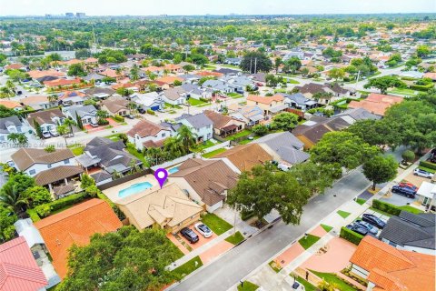 Villa ou maison à vendre à Miami, Floride: 3 chambres, 143.35 m2 № 1294487 - photo 29