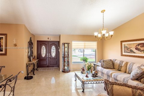 Casa en venta en Miami, Florida, 3 dormitorios, 143.35 m2 № 1294487 - foto 11