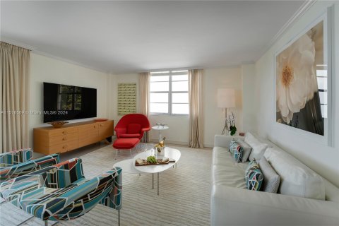 Copropriété à vendre à Miami Beach, Floride: 2 chambres, 121.24 m2 № 1215315 - photo 6