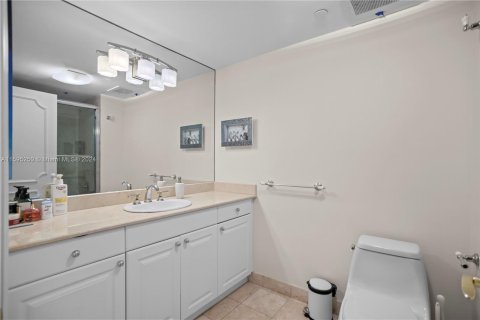 Condo in Aventura, Florida, 4 bedrooms  № 1209569 - photo 20