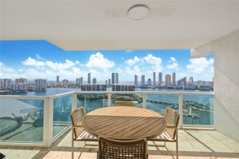 Copropriété à vendre à Aventura, Floride: 4 chambres, 336.31 m2 № 1209569 - photo 3