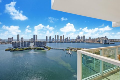 Condo in Aventura, Florida, 4 bedrooms  № 1209569 - photo 24