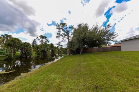 Villa ou maison à vendre à Port Charlotte, Floride: 3 chambres, 160.44 m2 № 1342649 - photo 26