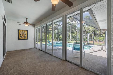 Villa ou maison à vendre à LaBelle, Floride: 4 chambres, 313.64 m2 № 1342648 - photo 13