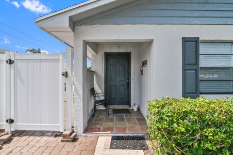 Villa ou maison à vendre à Lake Worth, Floride: 3 chambres, 137.87 m2 № 1178504 - photo 19