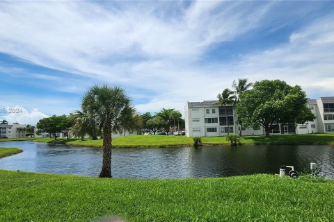 Condominio en venta en Sunrise, Florida, 2 dormitorios, 78.97 m2 № 1328052 - foto 25