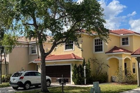 Casa en venta en Coconut Creek, Florida, 3 dormitorios, 168.34 m2 № 1095092 - foto 4