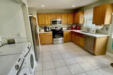 Casa en venta en Coconut Creek, Florida, 3 dormitorios, 168.34 m2 № 1095092 - foto 7