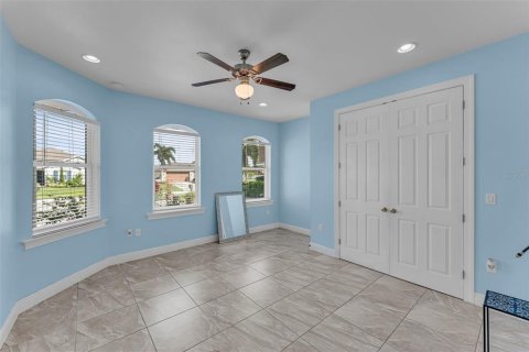 Villa ou maison à vendre à Cape Coral, Floride: 3 chambres, 264.68 m2 № 1392662 - photo 21