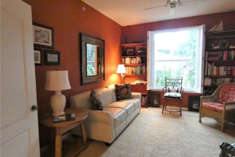 Condo in Sarasota, Florida, 2 bedrooms  № 218488 - photo 22