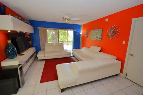 Copropriété à vendre à Lauderhill, Floride: 2 chambres, 90.3 m2 № 1159723 - photo 19