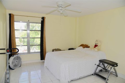 Copropriété à vendre à Lauderhill, Floride: 2 chambres, 90.3 m2 № 1159723 - photo 7