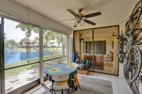 Condo in Coconut Creek, Florida, 3 bedrooms  № 1180625 - photo 20