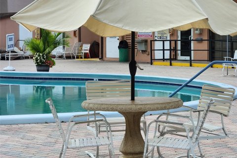 Condominio en venta en Lauderdale Lakes, Florida, 1 dormitorio, 69.49 m2 № 1017096 - foto 19