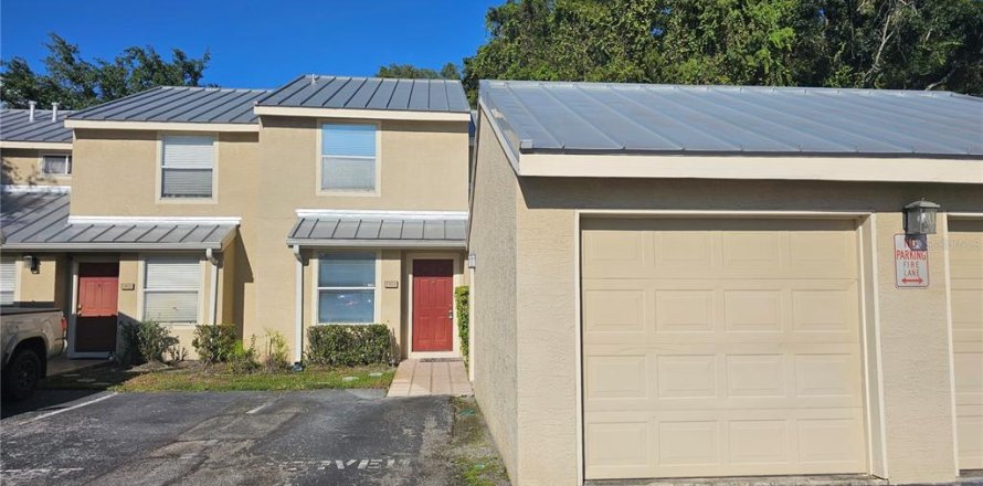 Townhouse in Tampa, Florida 2 bedrooms, 143.63 sq.m. № 1383949