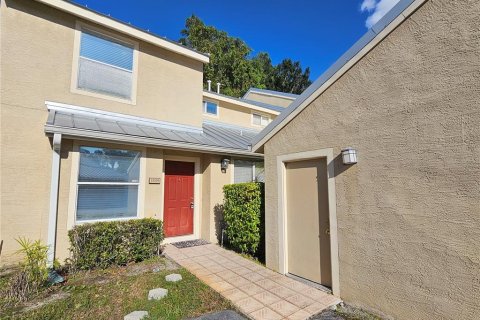 Touwnhouse à vendre à Tampa, Floride: 2 chambres, 143.63 m2 № 1383949 - photo 2