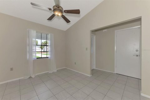 House in Port Charlotte, Florida 2 bedrooms, 85.75 sq.m. № 1383947 - photo 9