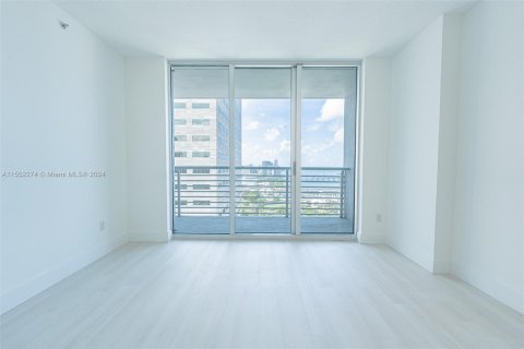 Condominio en alquiler en Miami, Florida, 2 dormitorios, 102.66 m2 № 1146326 - foto 6