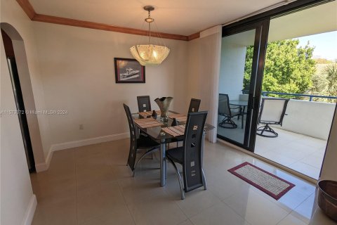 Copropriété à vendre à Aventura, Floride: 2 chambres, 116.59 m2 № 1135229 - photo 5