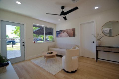 Villa ou maison à vendre à Oakland Park, Floride: 3 chambres, 104.79 m2 № 1135232 - photo 10