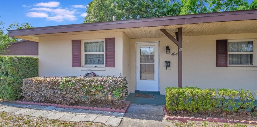 Condo in DeLand, Florida, 2 bedrooms  № 1191892