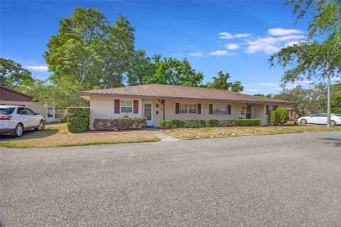 Condo in DeLand, Florida, 2 bedrooms  № 1191892 - photo 3