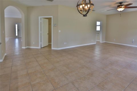 House in North Port, Florida 4 bedrooms, 288 sq.m. № 1205454 - photo 28