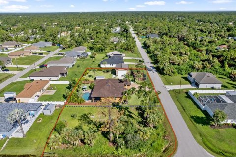 Villa ou maison à vendre à North Port, Floride: 3 chambres, 207.64 m2 № 1303659 - photo 6