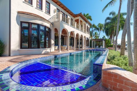 Villa ou maison à vendre à Fort Lauderdale, Floride: 6 chambres, 792.55 m2 № 805503 - photo 6