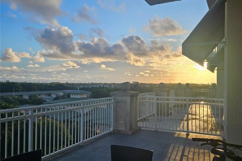 Copropriété à vendre à Boynton Beach, Floride: 2 chambres, 110.09 m2 № 1352085 - photo 1