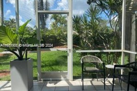 Adosado en venta en Weston, Florida, 2 dormitorios, 117.15 m2 № 1360220 - foto 6