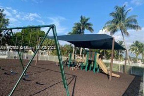 Adosado en venta en Weston, Florida, 2 dormitorios, 117.15 m2 № 1360220 - foto 12