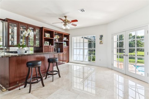 Villa ou maison à vendre à Palmetto Bay, Floride: 5 chambres, 394.18 m2 № 1360221 - photo 21