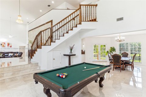 Villa ou maison à vendre à Palmetto Bay, Floride: 5 chambres, 394.18 m2 № 1360221 - photo 16