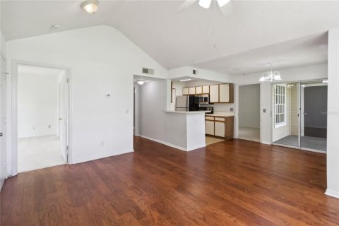 Copropriété à vendre à Orlando, Floride: 2 chambres, 86.77 m2 № 1297243 - photo 6