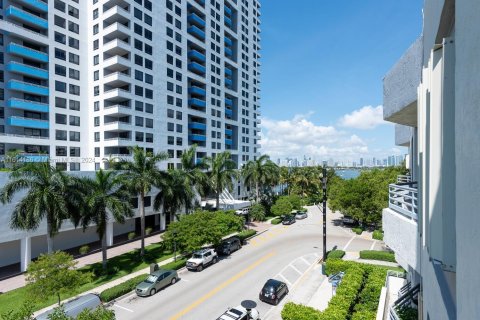 Copropriété à vendre à Miami Beach, Floride: 2 chambres, 91.97 m2 № 1236415 - photo 2