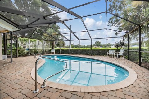 Casa en venta en Zephyrhills, Florida, 3 dormitorios, 156.08 m2 № 1350480 - foto 2