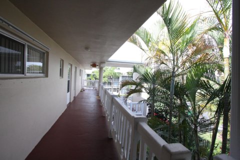 Copropriété à vendre à Lake Worth, Floride: 2 chambres, 100.33 m2 № 952150 - photo 11