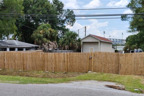 Immobilier commercial à louer à Tampa, Floride: 84.54 m2 № 1261216 - photo 5