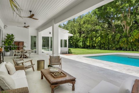 Villa ou maison à vendre à Coral Gables, Floride: 6 chambres, 609.62 m2 № 1387929 - photo 20