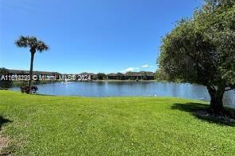 Condominio en venta en Stuart, Florida, 3 dormitorios, 147.71 m2 № 1235289 - foto 1