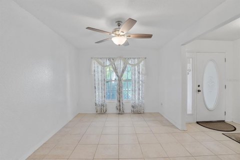 House in North Port, Florida 3 bedrooms, 208.75 sq.m. № 1297865 - photo 8